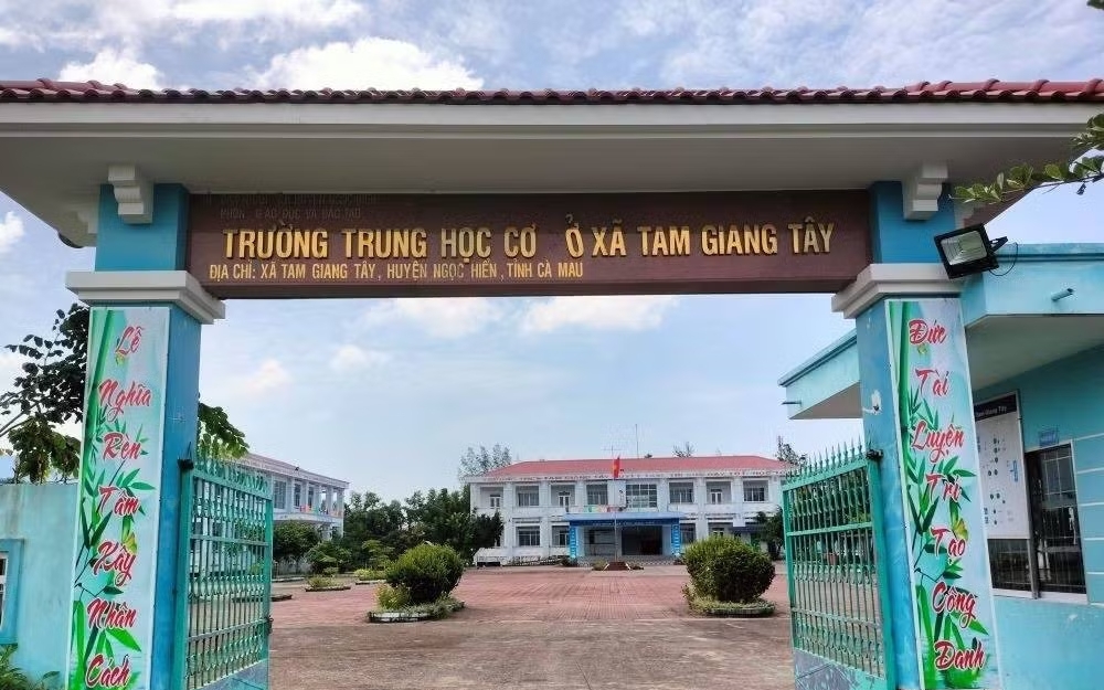 Đình chỉ điều tra hiệu trưởng bị cáo buộc tham ô hơn 10 triệu đồng ở Cà Mau