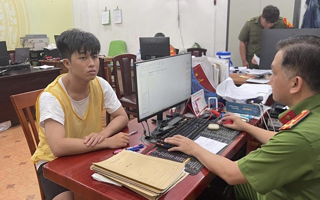 Nhanh chóng bắt giữ kẻ ra tay trộm trong tiệm internet ở TPHCM