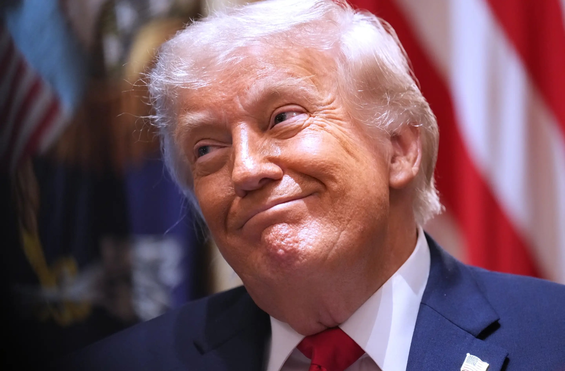&Ocirc;ng Donald Trump tuy&ecirc;n bố Mỹ - Trung Quốc sẽ c&ugrave;ng thu vật liệu hạt nh&acirc;n Iran - Ảnh 1.
