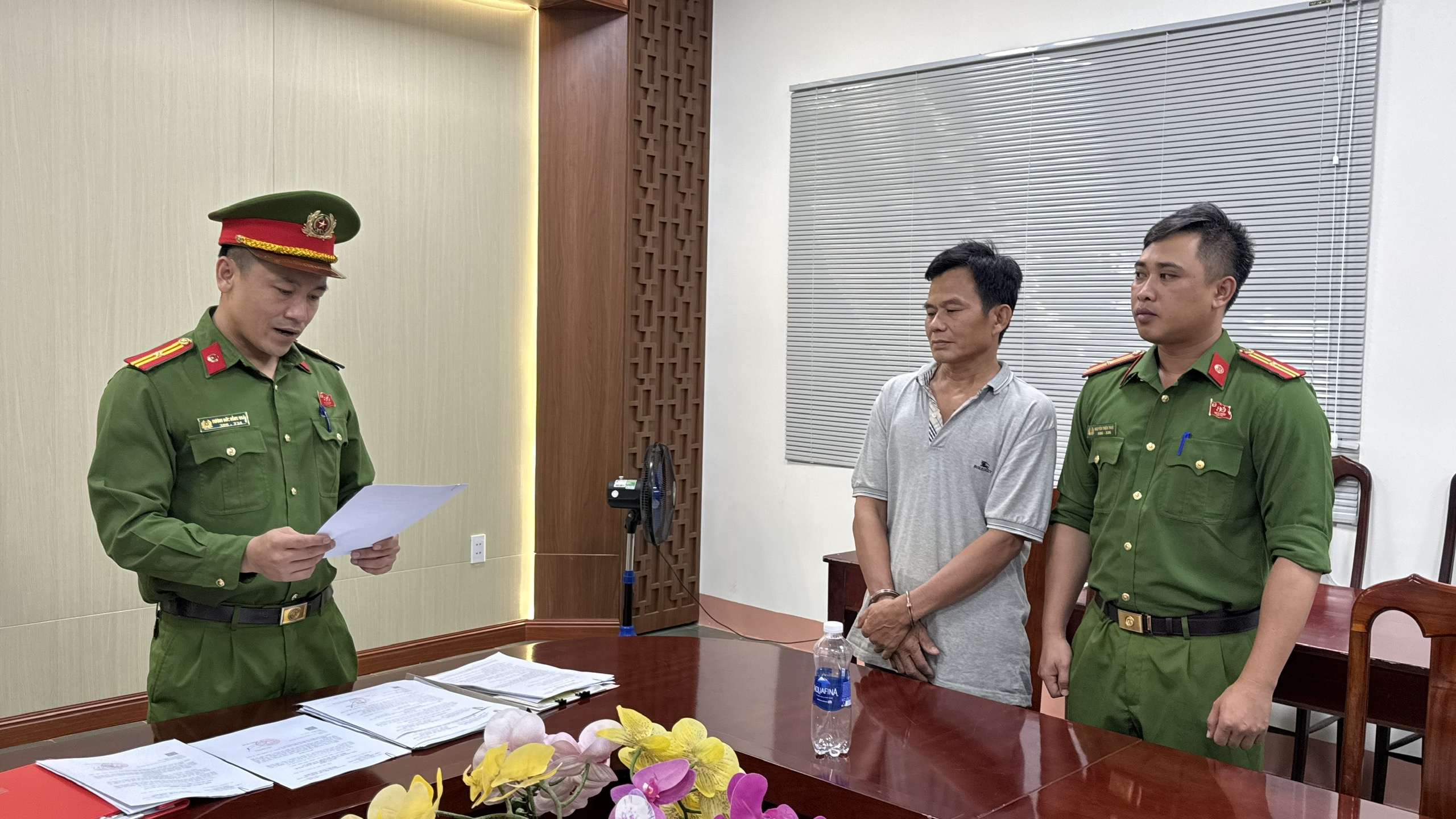 T&agrave;i xế lấn l&agrave;n g&acirc;y tai nạn nghi&ecirc;m trọng khiến 2 người tử vong tại Đắk Lắk - Ảnh 1.