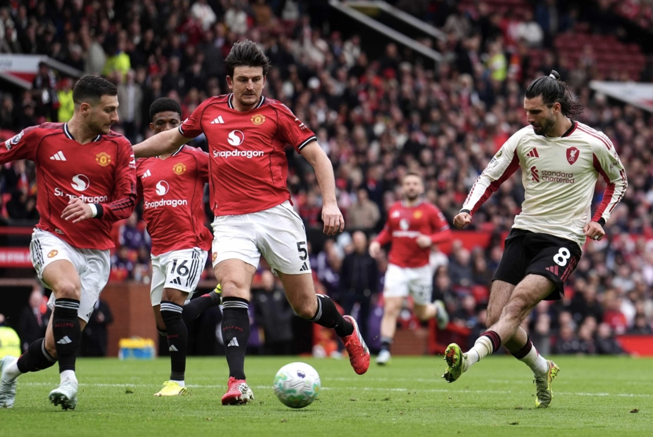 Đ&aacute;nh bại Liverpool, Man United ch&iacute;nh thức trở lại Champions League - Ảnh 3.