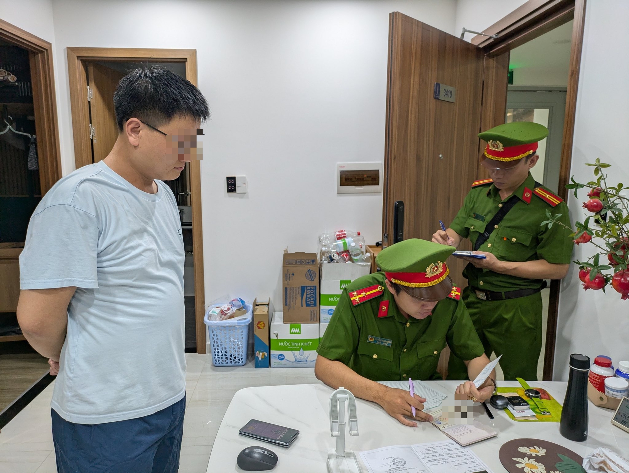 Công an TPHCM mở cao điểm và ra khuyến cáo, người dân cần biết - Ảnh 7.