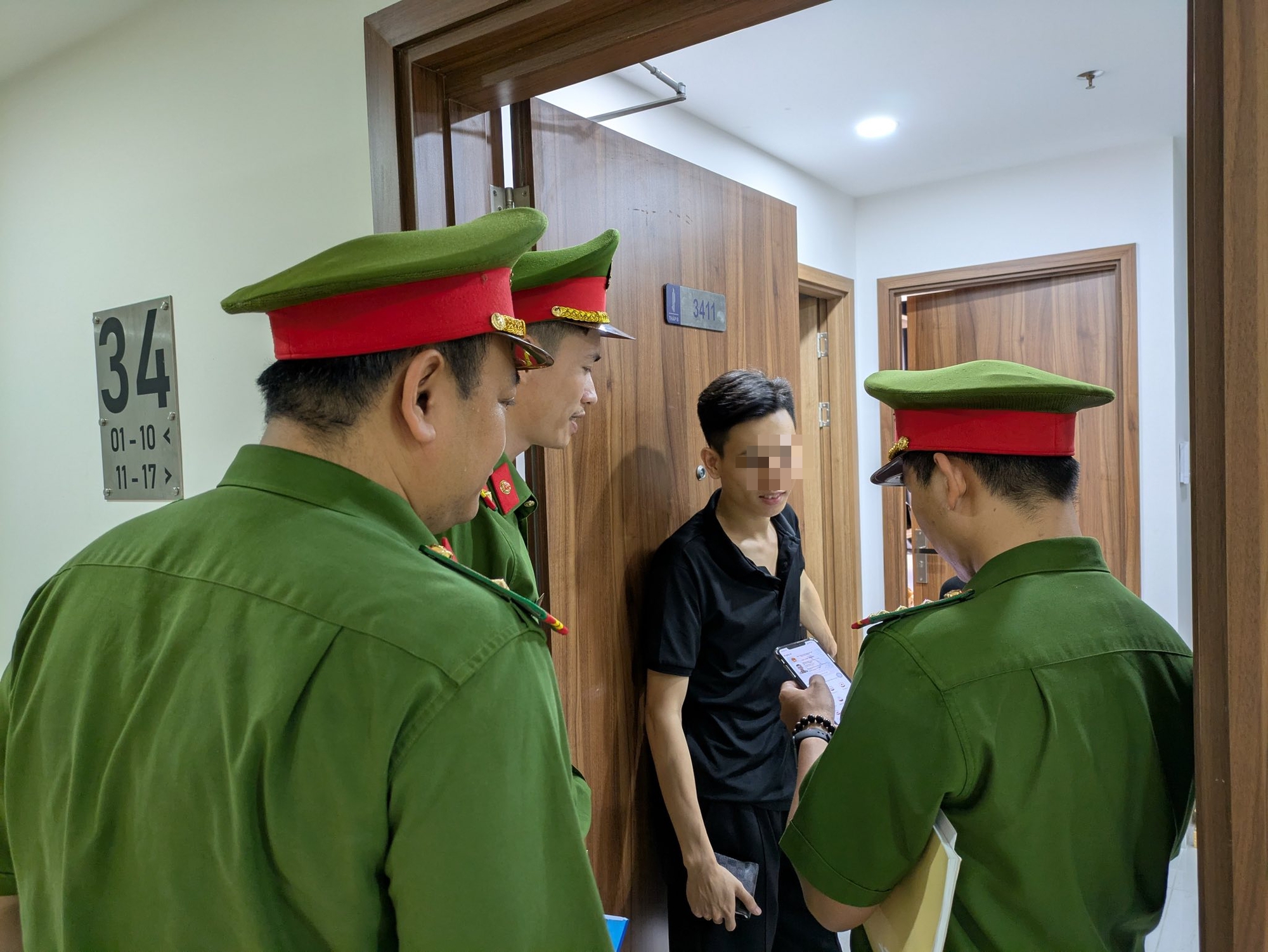 Công an TPHCM mở cao điểm và ra khuyến cáo, người dân cần biết - Ảnh 10.