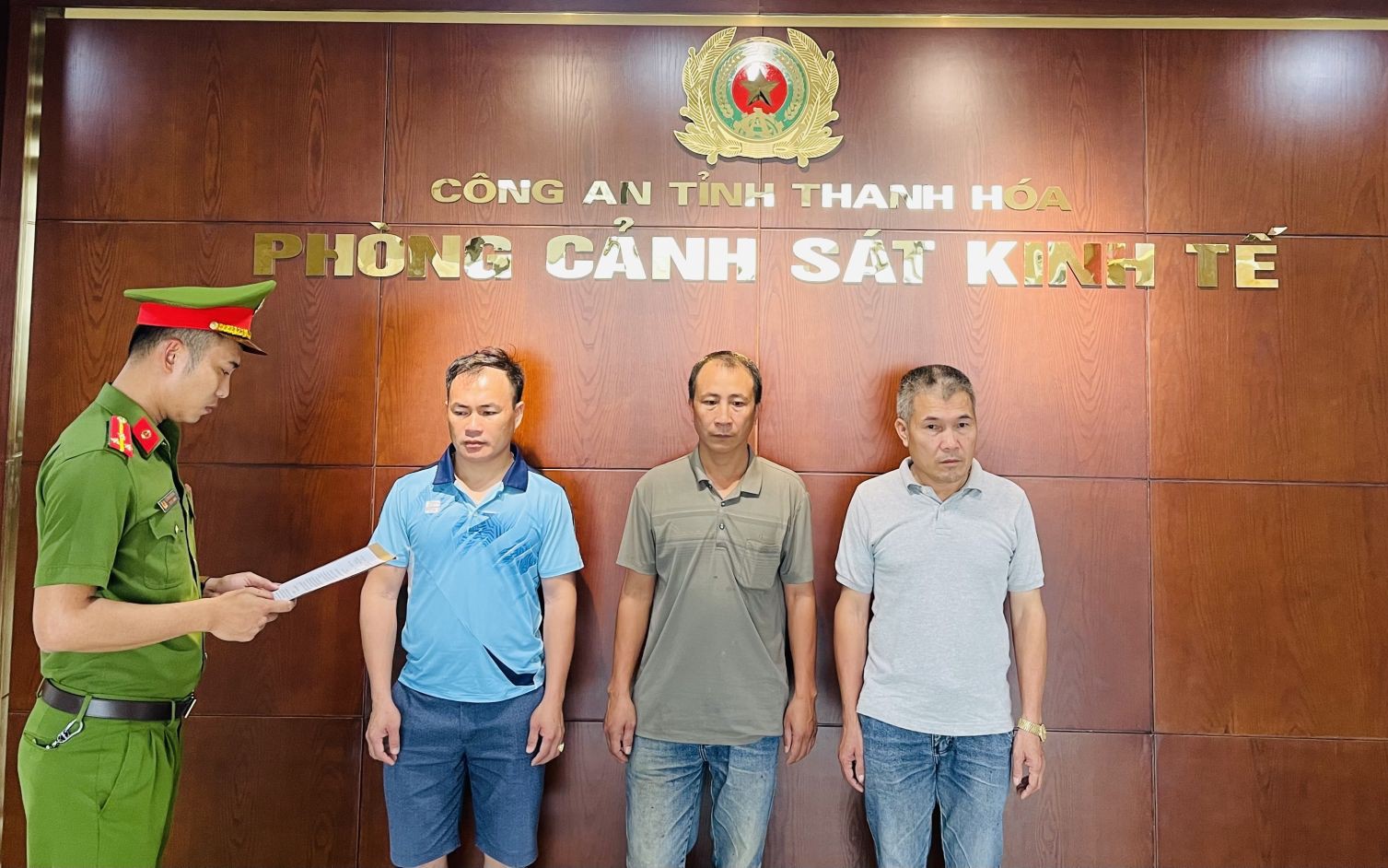 Ba "đất tặc" bị khởi tố