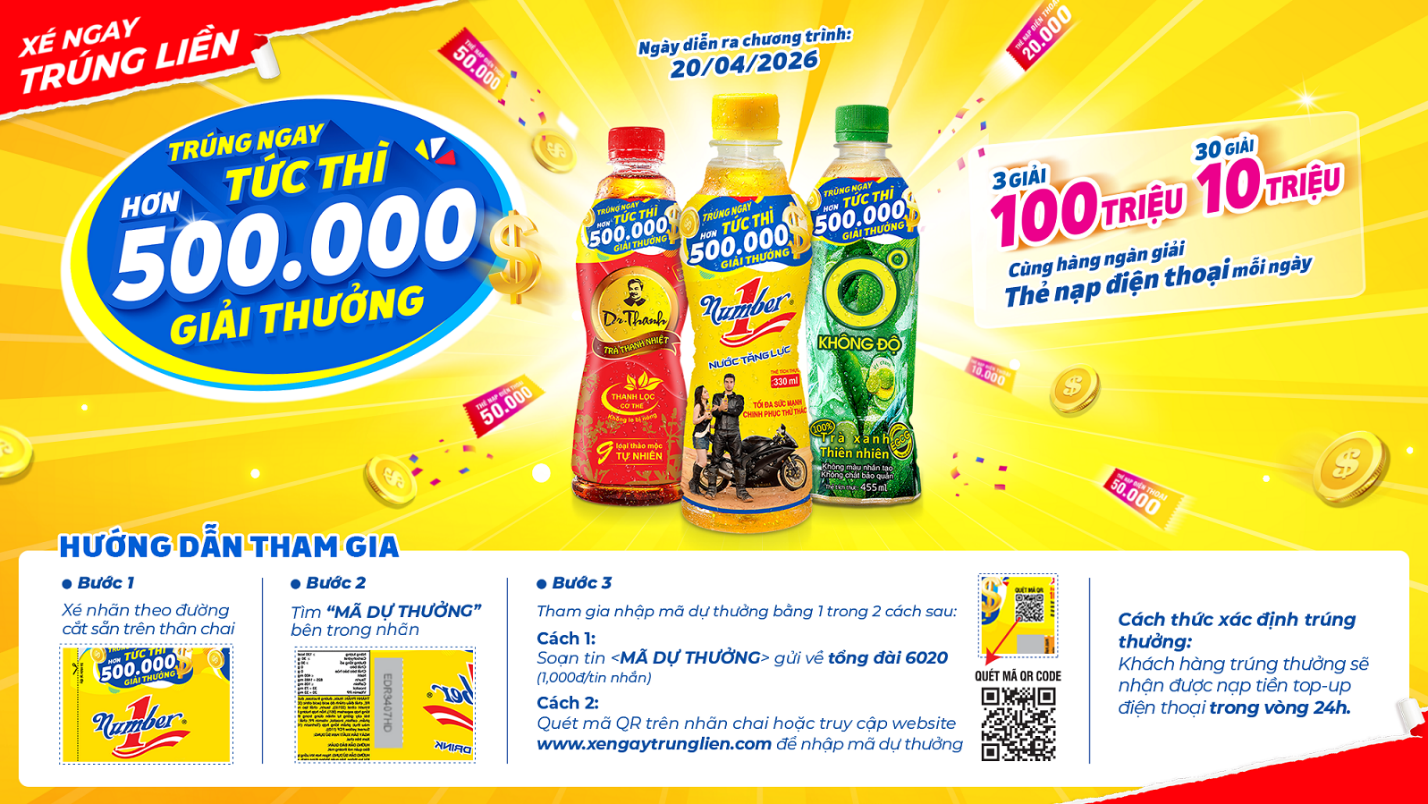 Giải kh&aacute;t giữa ng&agrave;y nắng n&oacute;ng, nhiều người tranh thủ x&eacute; nh&atilde;n chai nước để thử vận may - Ảnh 2.