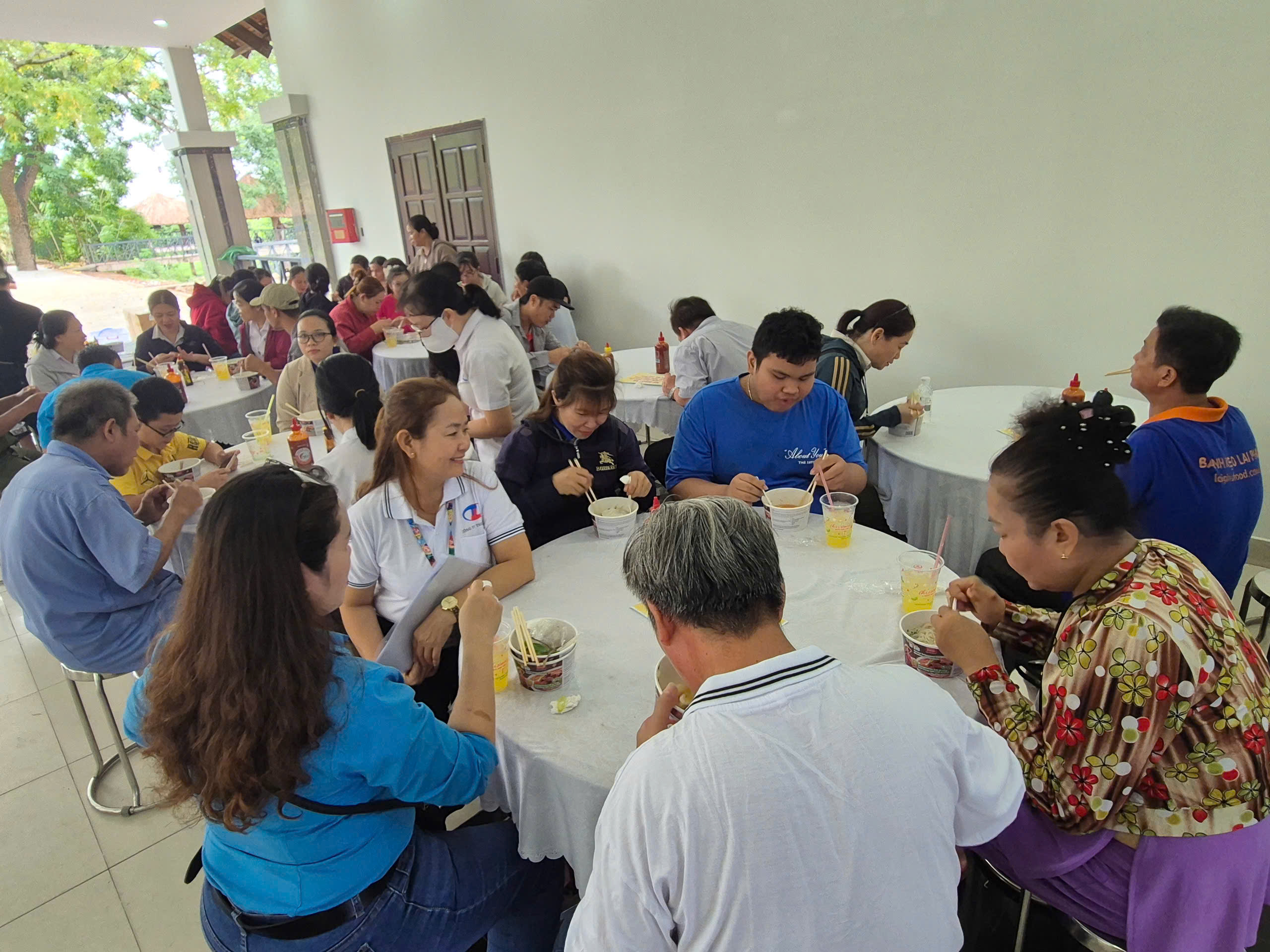 LĐLĐ TPHCM ph&aacute;t động chương tr&igrave;nh chăm s&oacute;c sức khỏe cho 1 triệu đo&agrave;n vi&ecirc;n, lao động - Ảnh 11.