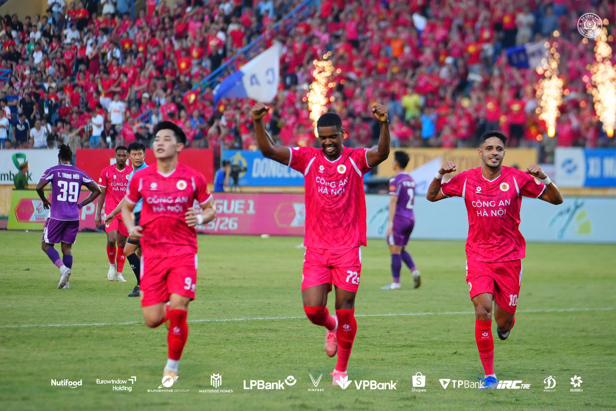 CLB Công an Hà Nội thắng thuyết phục Becamex TP HCM, đăng quang V-League hoành tráng - Ảnh 5.