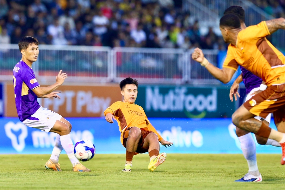 HAGL ch&iacute;nh thức trụ hạng sau trận thắng thuyết phục H&agrave; Nội FC - Ảnh 7.