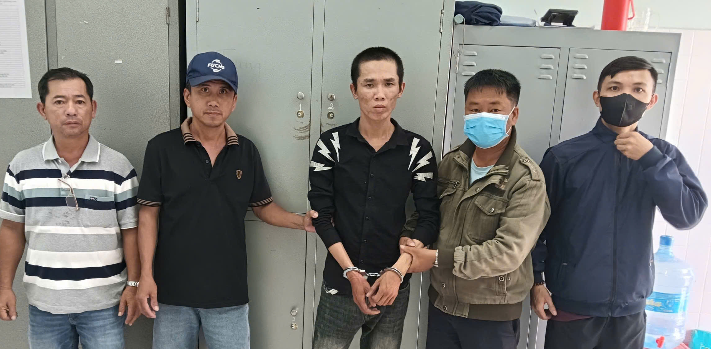 Trần Chí Thiện bị bắt sau 5 ngày thuê trọ vì trộm cắp tài sản ở TPHCM - Ảnh 1.