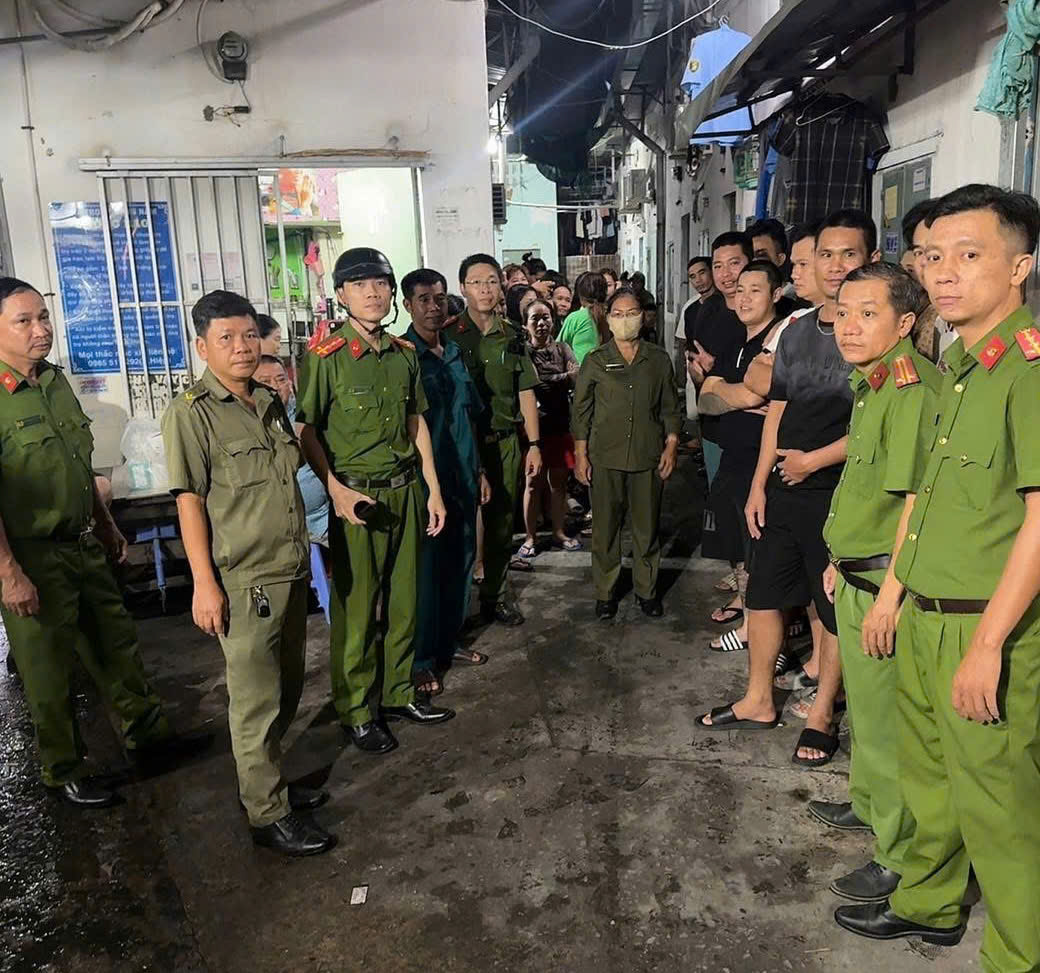 Kiểm tra ma túy Dĩ An phát hiện 2 người dương tính tại phường đông dân TPHCM - Ảnh 1.