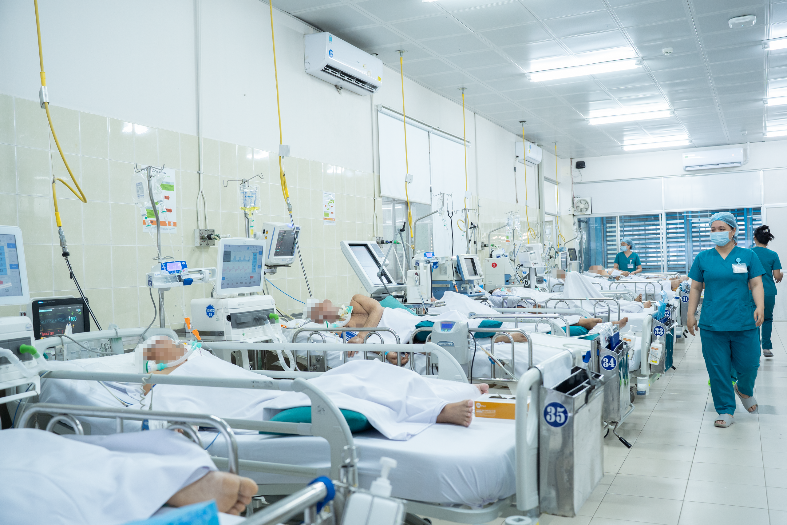Một bệnh viện tuyến cuối tiếp nhận - Ảnh 5.