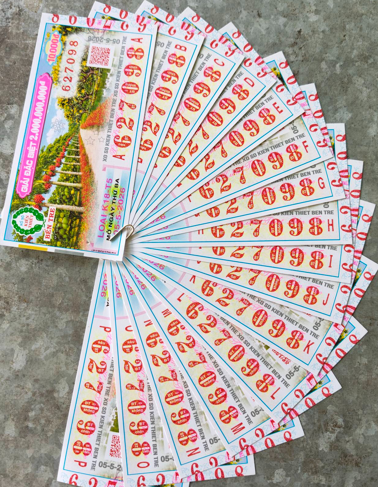 Nhiều người ở TPHCM, T&acirc;y Ninh v&agrave; Vĩnh Long tr&uacute;ng xổ số miền Nam v&agrave;o s&aacute;ng 5-5 - Ảnh 7.