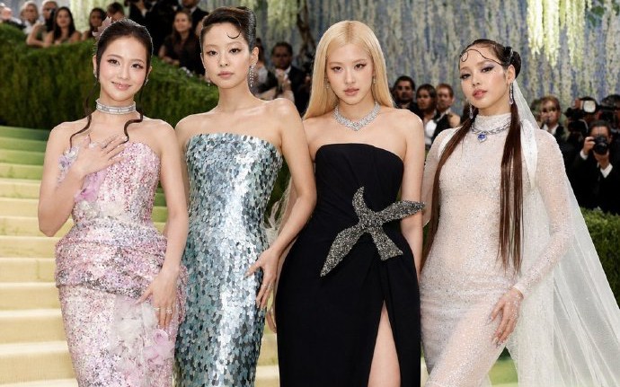"Tứ đại mỹ nhân" Blackpink gây sốt tại Met Gala 2026