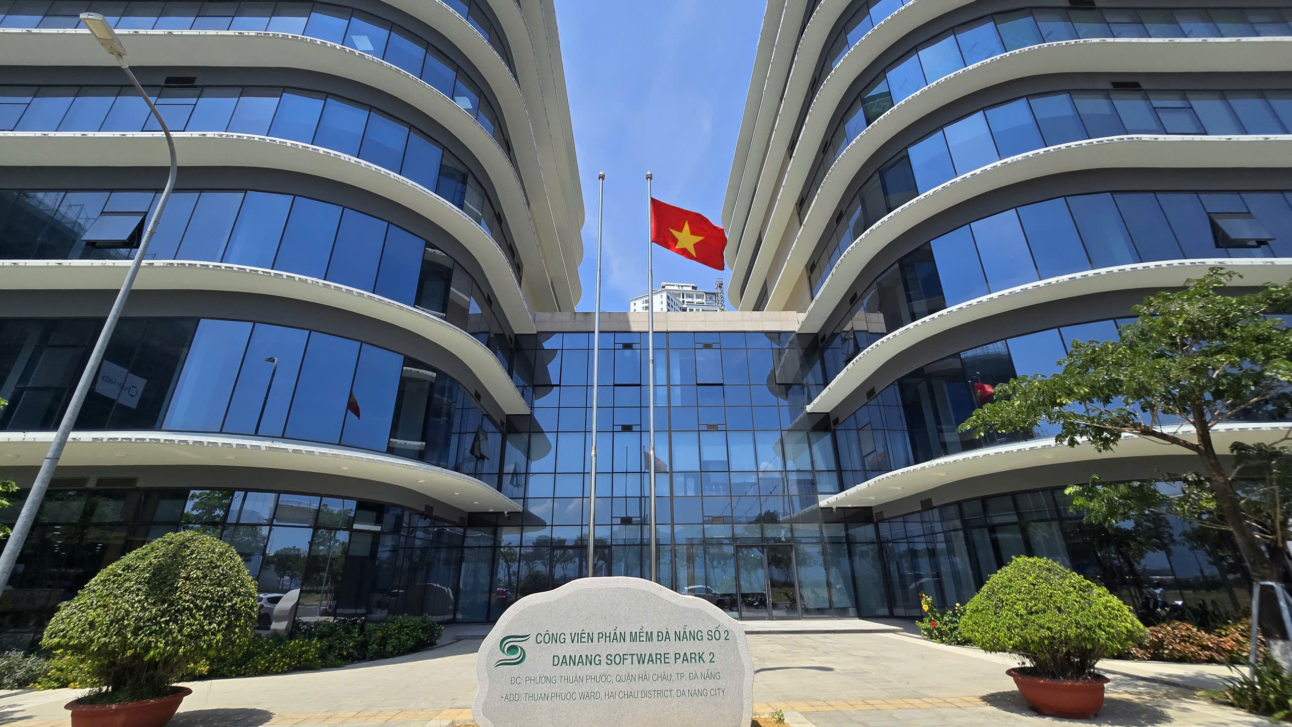 Chủ tịch Đà Nẵng: Trung tâm tài chính phải có slogan đủ rõ ràng, tạo niềm tin - Ảnh 2.