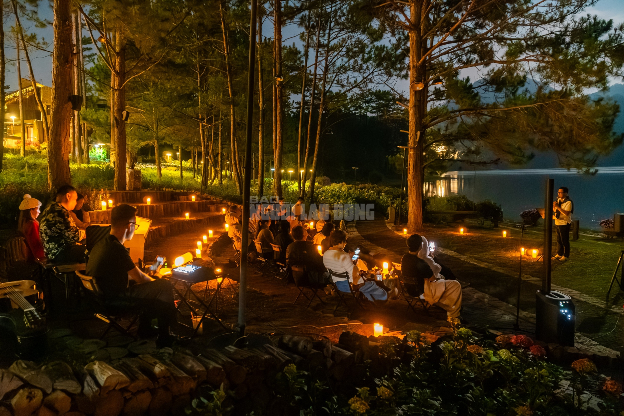 Thiền nắng, tắm trăng: Những liệu pháp chữa lành không nằm trong tủ thuốc - Ảnh 38.