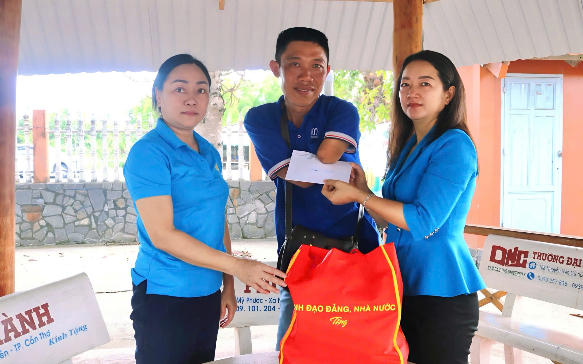 Thăm hỏi, động viên công nhân ở Cần Thơ bị tai nạn lao động