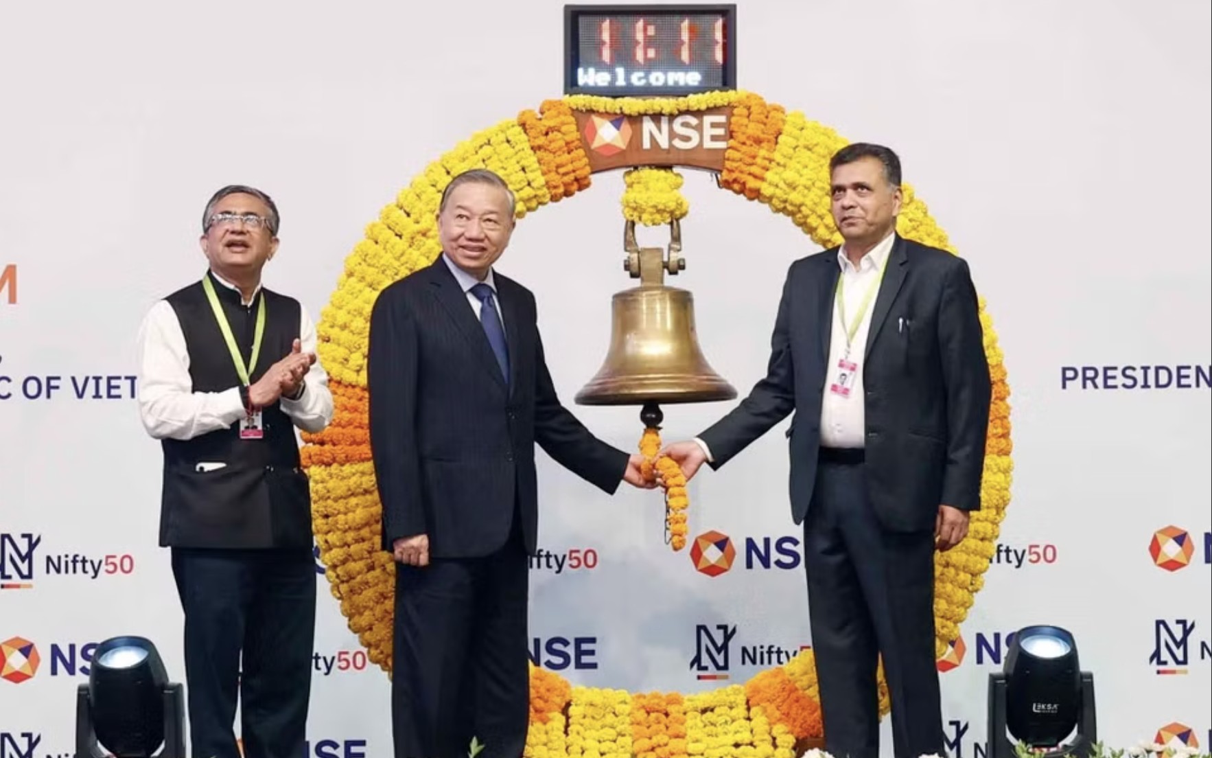 VN-Index vượt đỉnh lịch sử, tưởng ai cũng thắng lớn nhưng thực tế lại rất khác! - Ảnh 1.