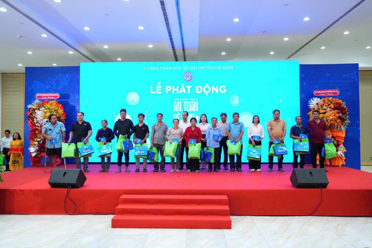 TPHCM phát động Tháng hành động về an toàn, vệ sinh lao động năm 2026 - Ảnh 5.