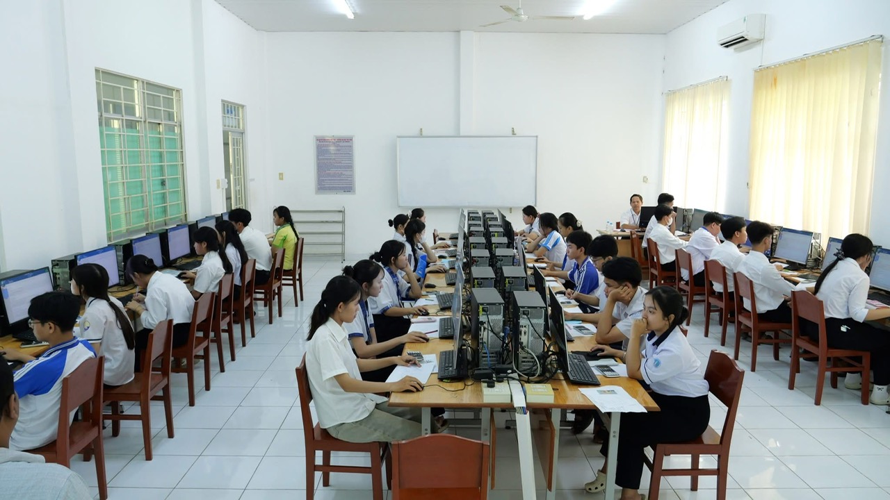 Đại học Trà Vinh thăng hạng mạnh trên bảng xếp hạng WURI Ranking 2026 - Ảnh 1.
