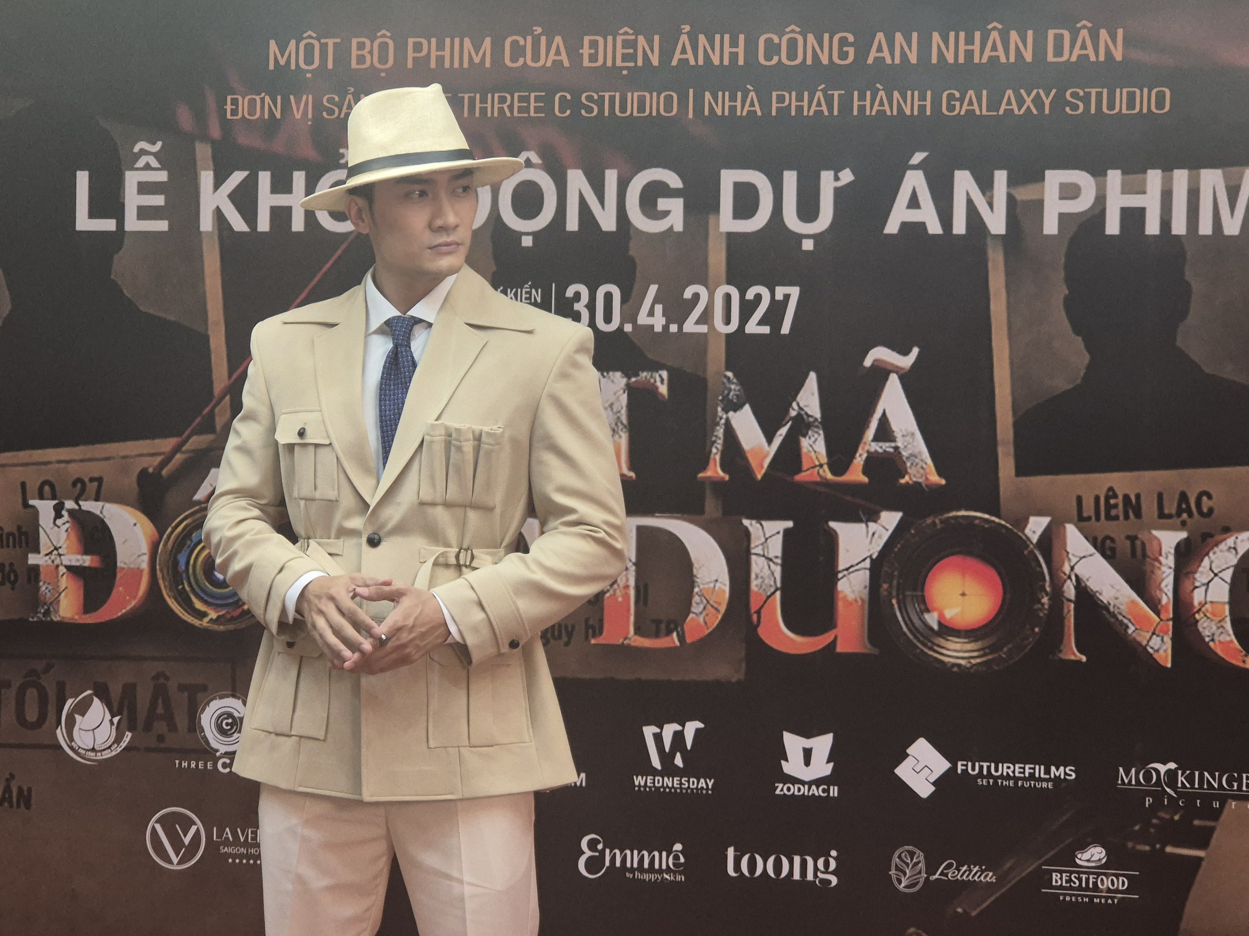 Quang Tuấn c&ocirc;ng bố "t&igrave;m hiểu" Ninh Dương Lan Ngọc, "ngọc nữ" bối rối xin lỗi - Ảnh 10.