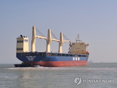 Chiến sự Trung Đông ngày 8-5: Mỹ - Iran tuyên bố ngược về 3 tàu chiến, tàu Nhật - Hàn về từ Hormuz - Ảnh 2.