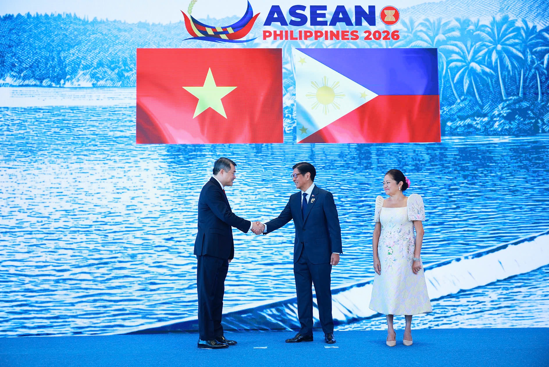 Thủ tướng Lê Minh Hưng dự Hội nghị Cấp cao ASEAN lần thứ 48 - Ảnh 1.