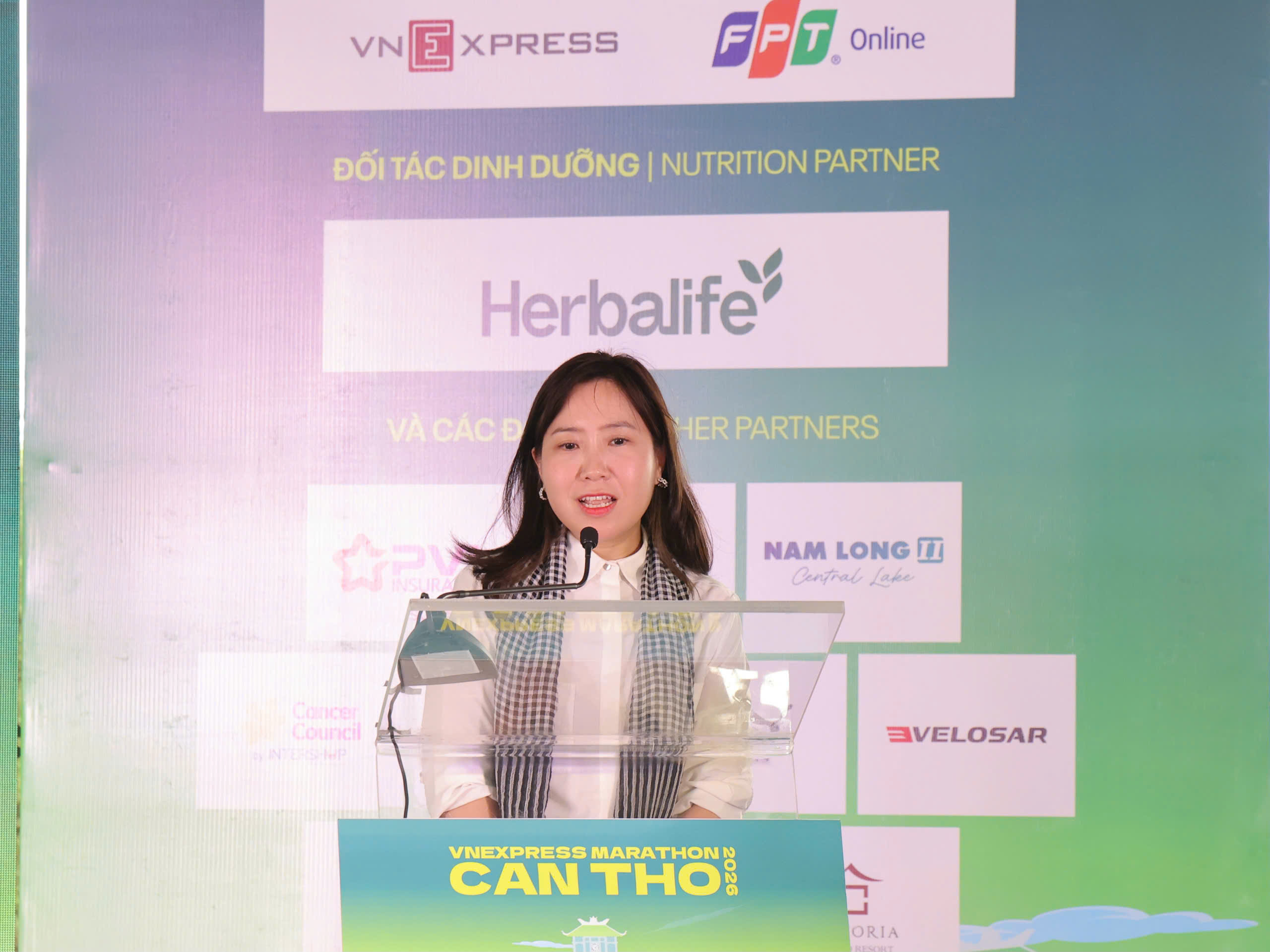 Gần 10.000 vận động viên đổ về Cần Thơ dự VnExpress Marathon - Ảnh 1.