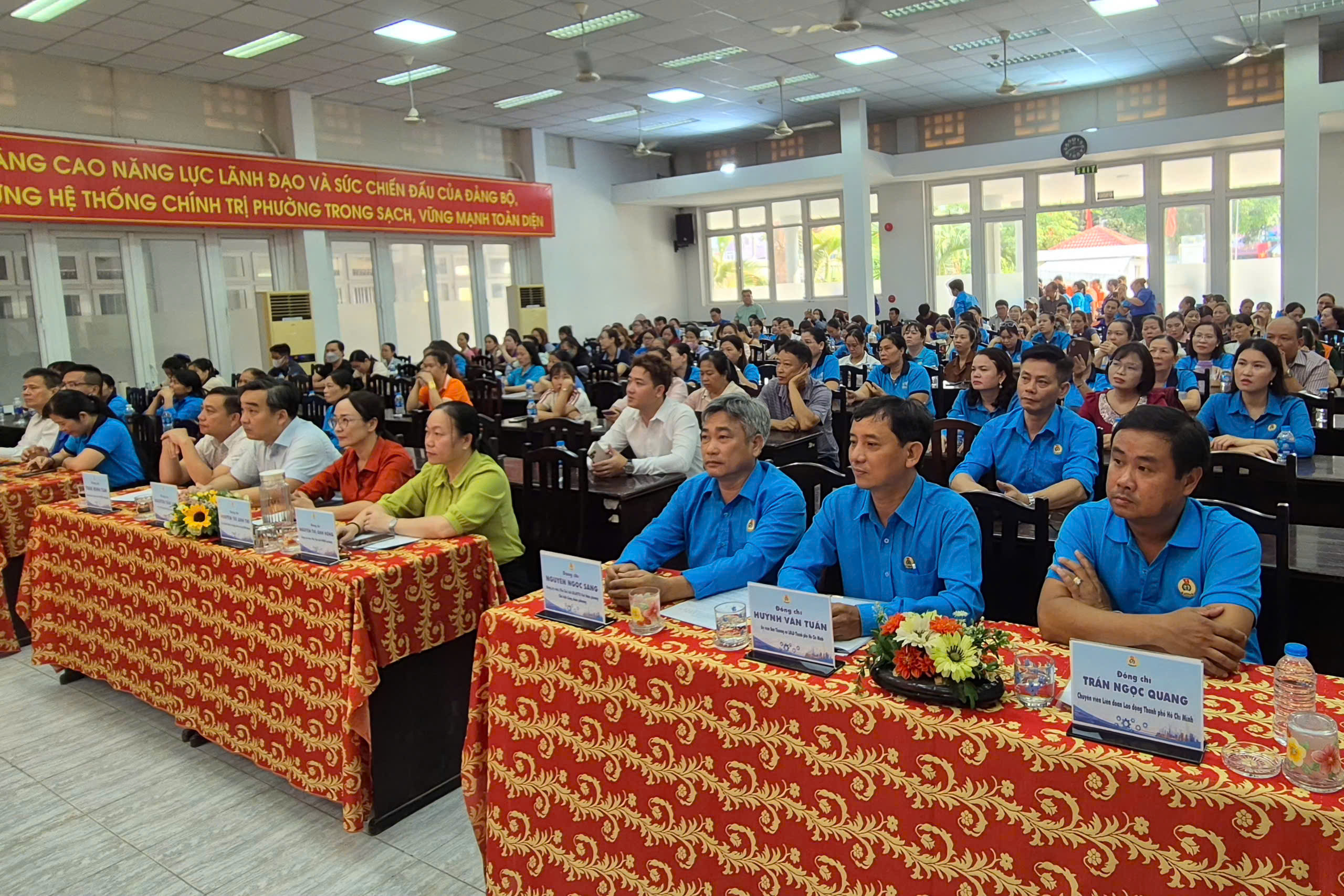 Th&aacute;ng C&ocirc;ng nh&acirc;n ở phường T&acirc;n Thới Hiệp: Hướng đến chăm lo thực chất - Ảnh 2.