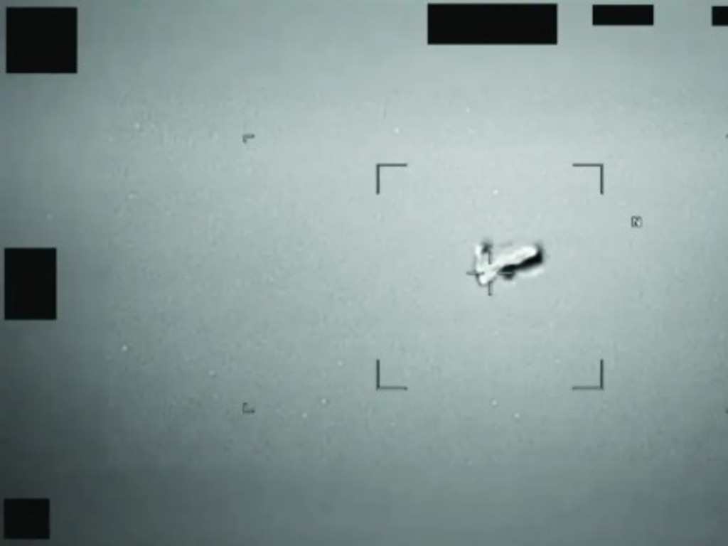 Mỹ công bố 162 hồ sơ về UFO gây chấn động - Ảnh 3.