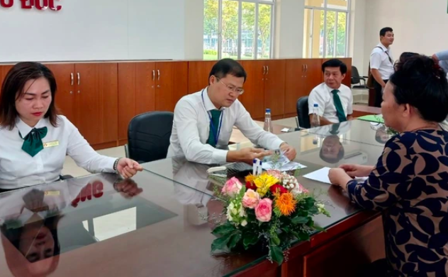 Thủ tướng chỉ đạo về nh&agrave; ở x&atilde; hội cho c&ocirc;ng chức, vi&ecirc;n chức  - Ảnh 1.