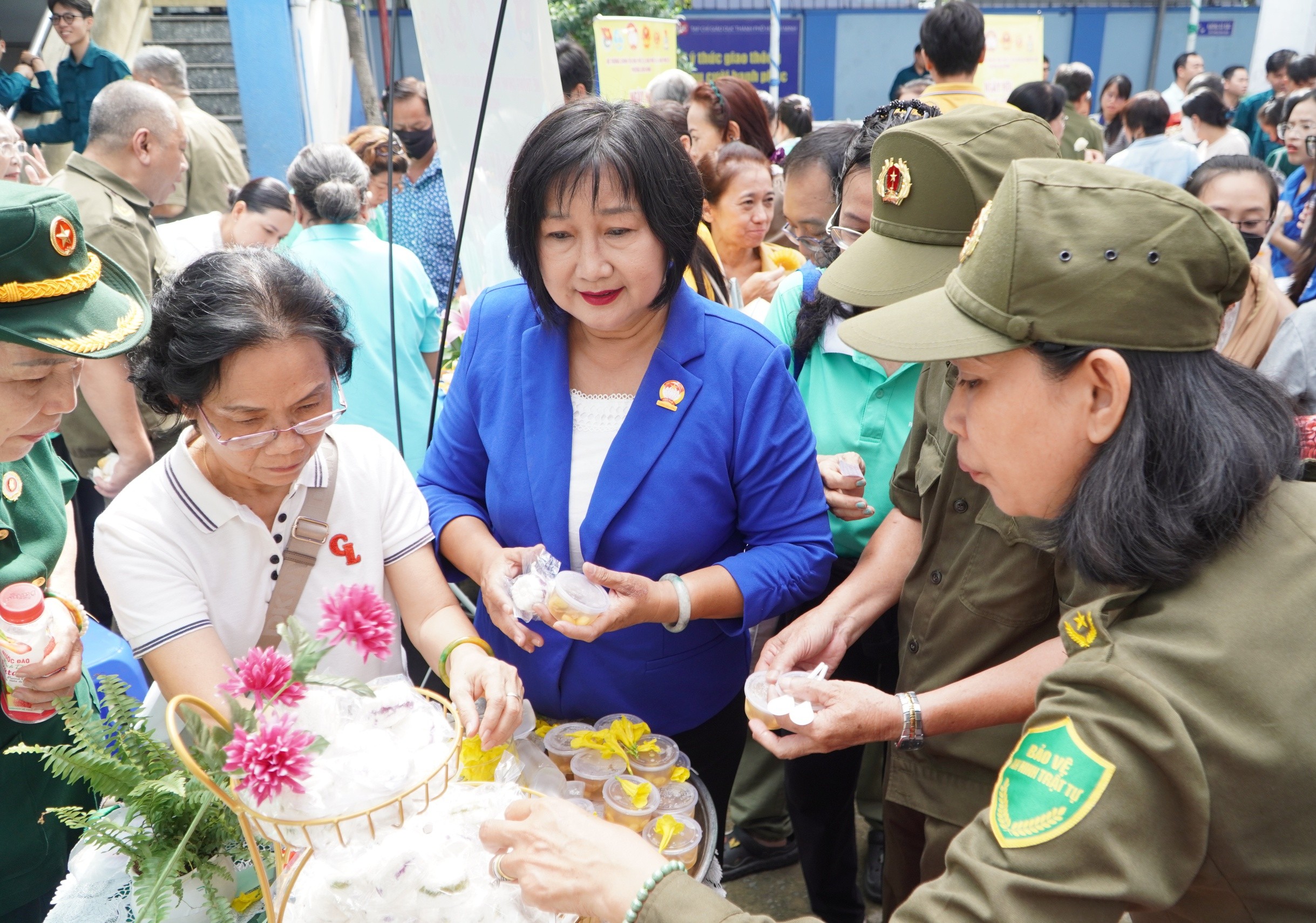 TPHCM: khi nào khu phố, ấp, thôn, khu dân cư được đổi tên? - Ảnh 1.