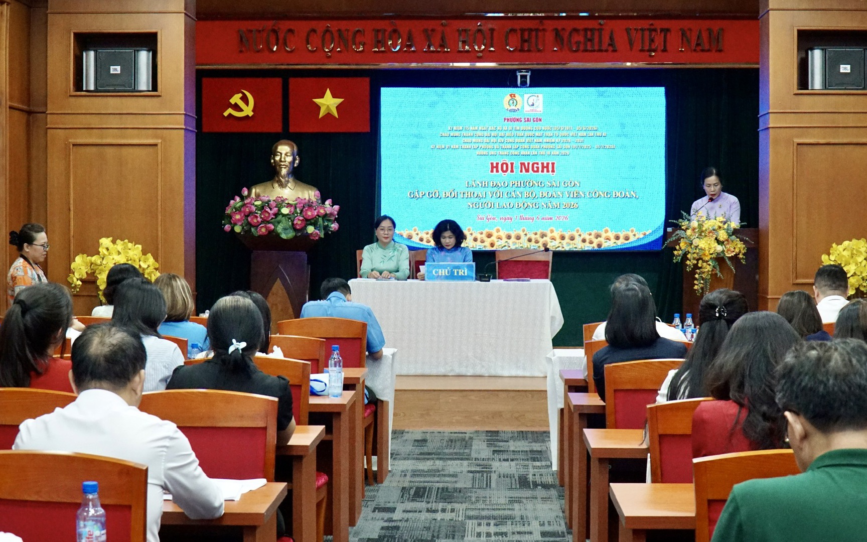 Đối thoại để thấu hiểu, đồng hành với người lao động