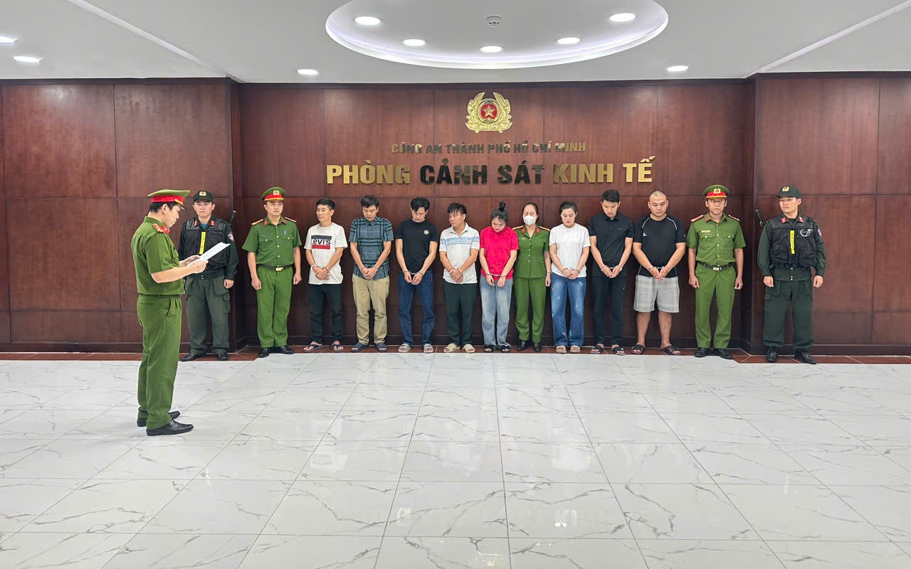 TPHCM: Lật tẩy đường dây hợp thức hóa nguồn gốc động vật hoang dã, khởi tố nhiều kiểm lâm