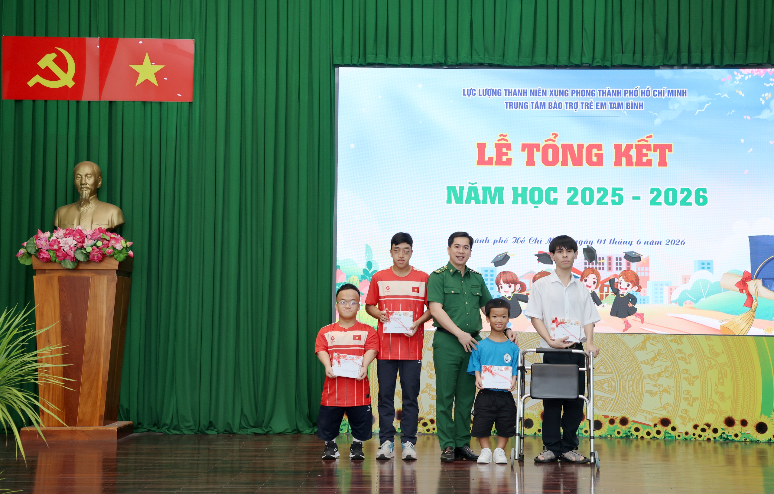 Chưa bao giờ cảm thấy m&igrave;nh bị bỏ lại ph&iacute;a sau - Ảnh 2.