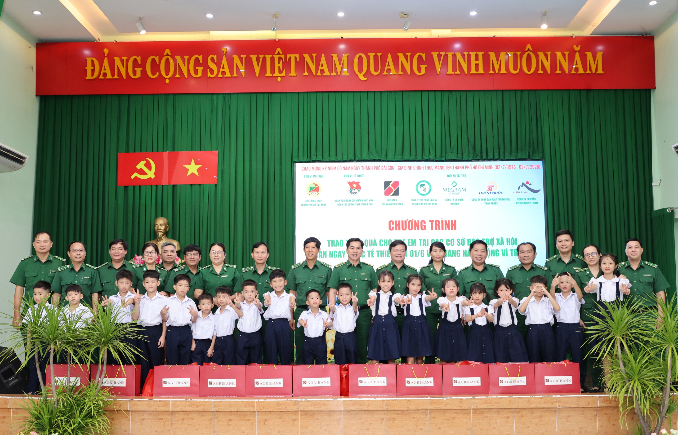 Chưa bao giờ cảm thấy m&igrave;nh bị bỏ lại ph&iacute;a sau - Ảnh 1.