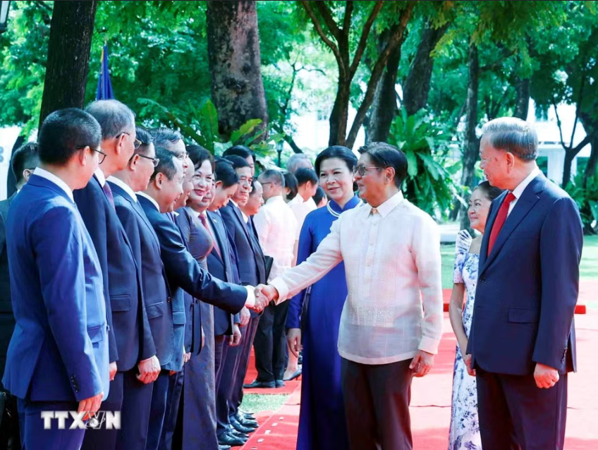 21 loạt đại bác chào mừng Tổng Bí thư, Chủ tịch nước Tô Lâm thăm cấp Nhà nước Philippines - Ảnh 8.