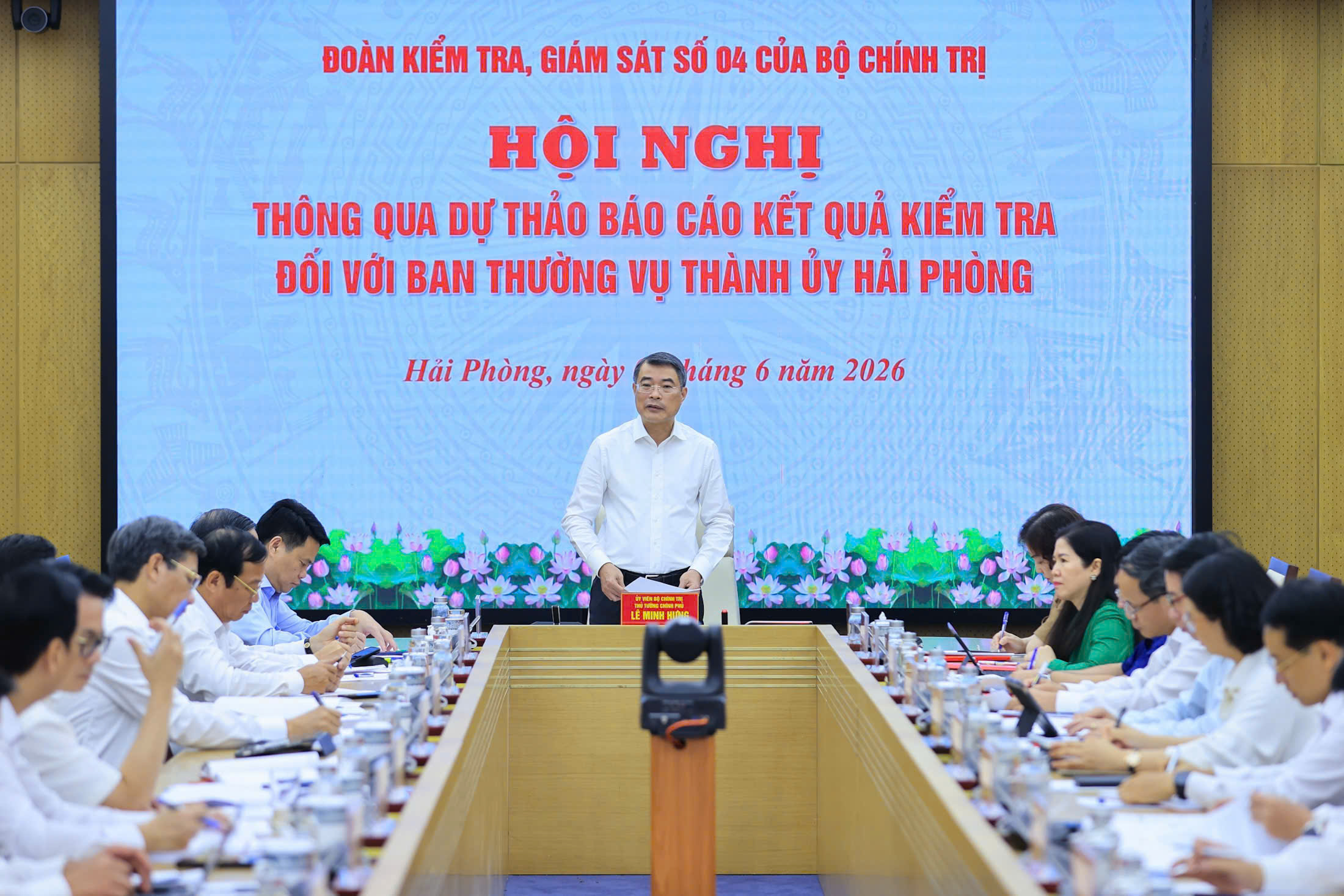 Thủ tướng y&ecirc;u cầu Hải Ph&ograve;ng ti&ecirc;n phong đổi mới m&ocirc; h&igrave;nh tăng trưởng 2026 - Ảnh 1.