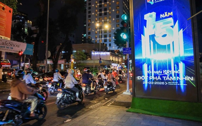 TPHCM: Thời hạn 1 tháng cho các biển quảng cáo thiếu điều kiện