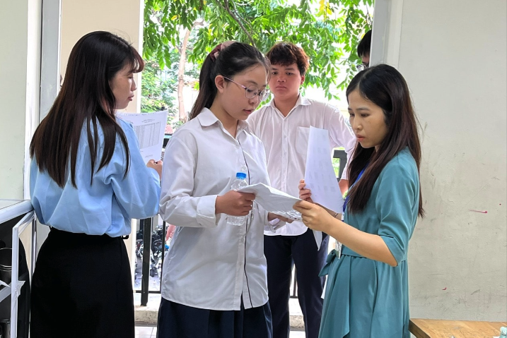 Lưu &yacute; quan trọng khi l&agrave;m thủ tục dự thi tốt nghiệp THPT - Ảnh 1.