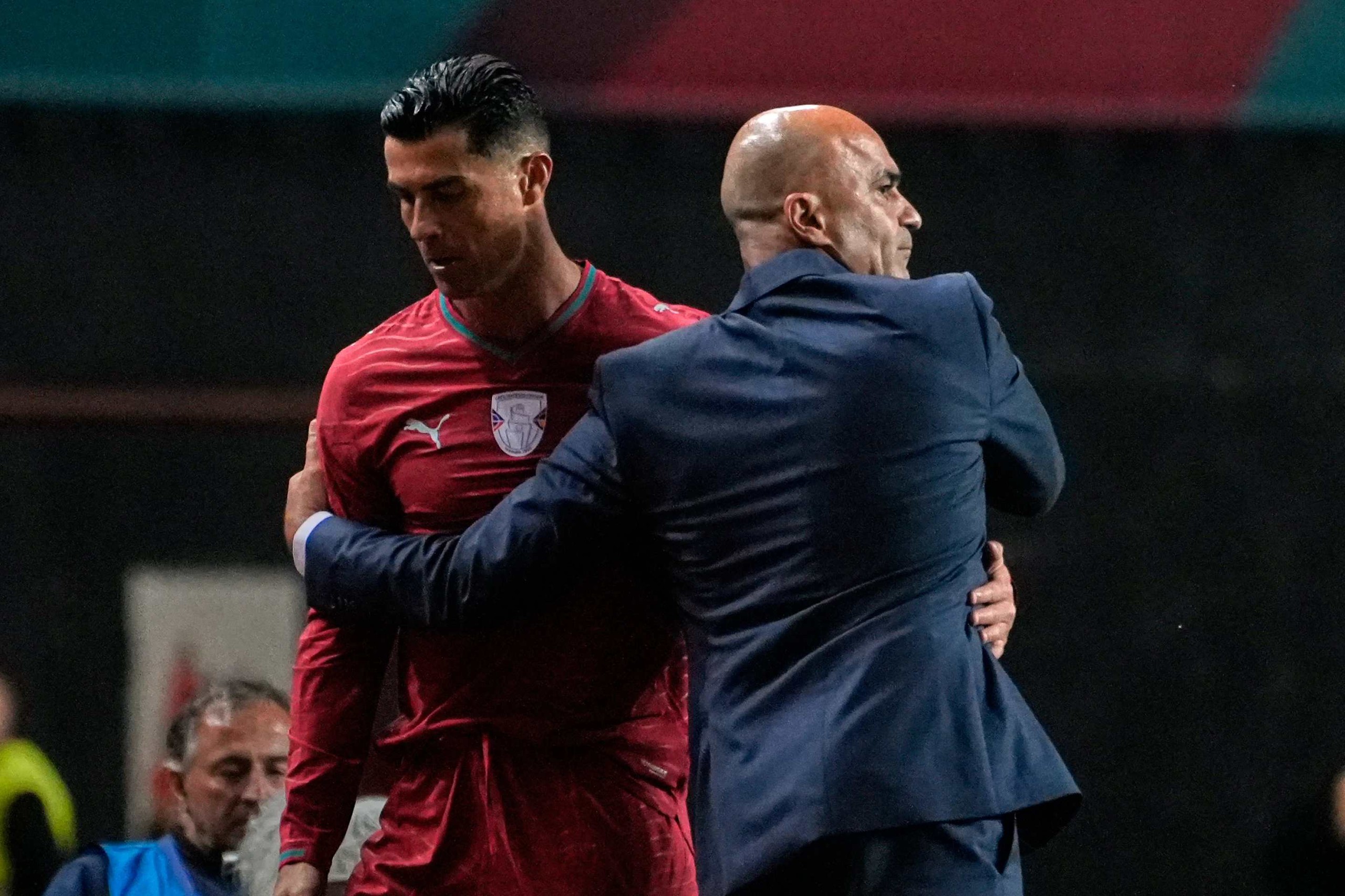 Ronaldo 2 lần đối mặt thủ môn vẫn bất lực, Bồ Đào Nha thắng nhọc Nigeria - Ảnh 3.
