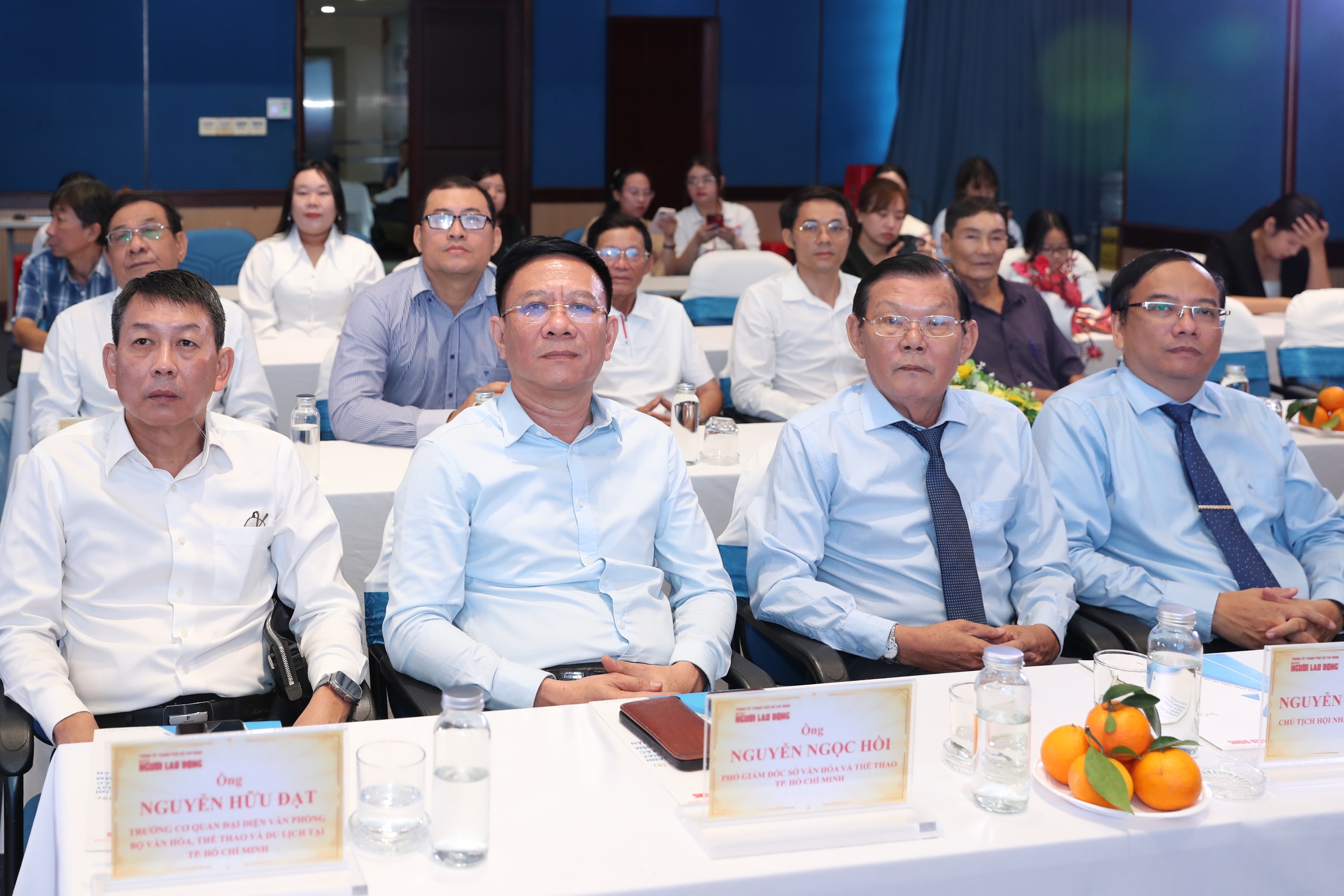 To&agrave;n cảnh trao giải 3 cuộc thi lớn tại B&aacute;o Người Lao Động - Ảnh 1.