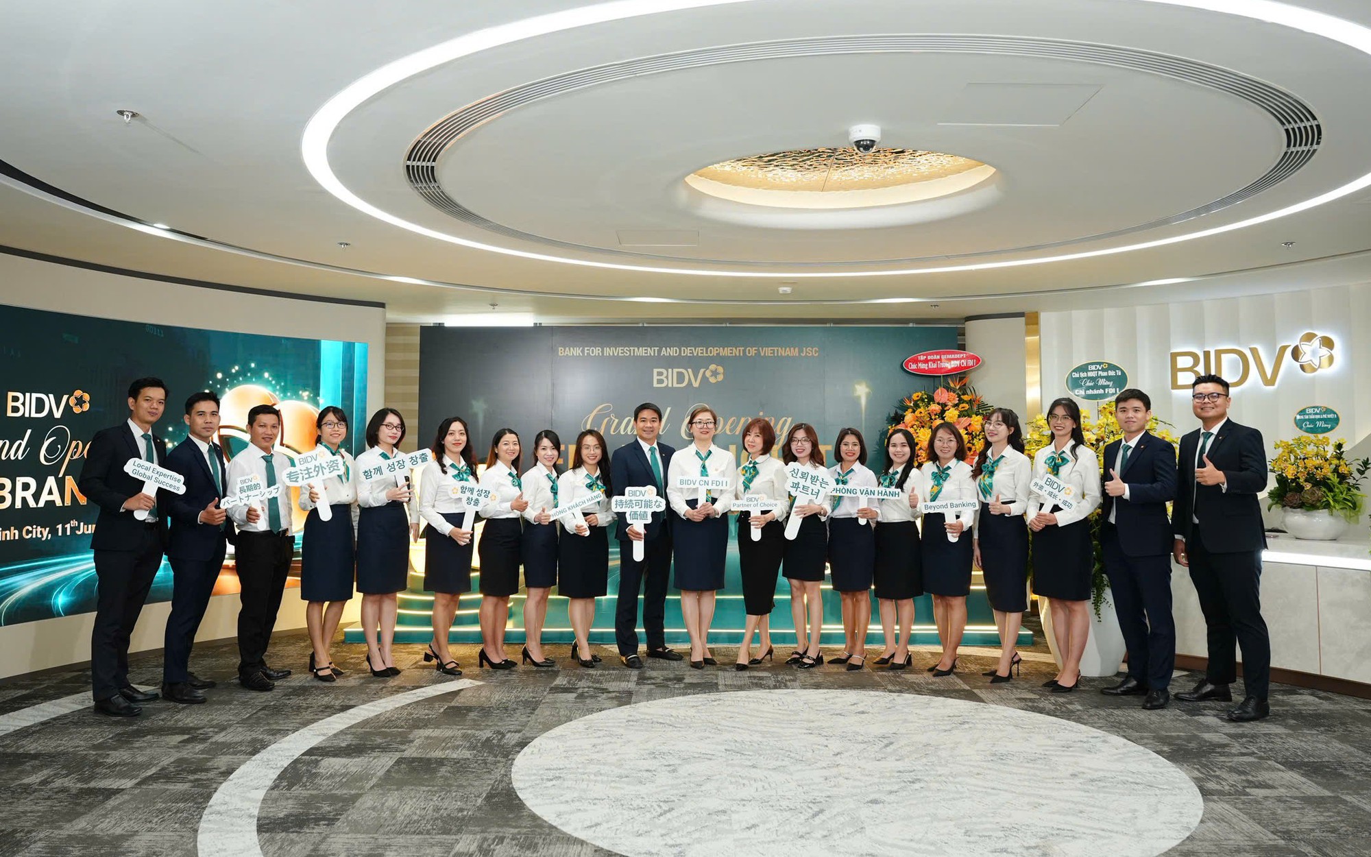 Khai trương chi nh&aacute;nh flagship BIDV Private Banking tại TPHCM: Định hướng phục vụ mới 2026 - Ảnh 1.