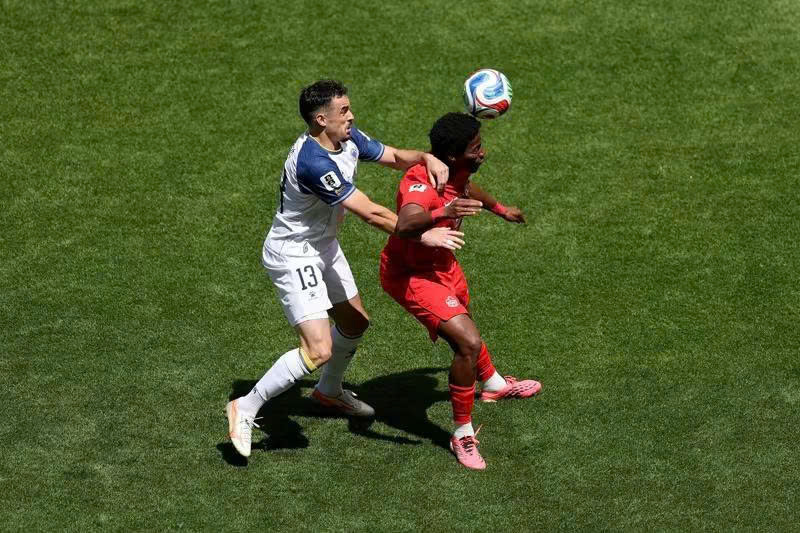 Siêu dự bị tỏa sáng, chủ nhà Canada có điểm đầu tiên tại World Cup - Ảnh 1.