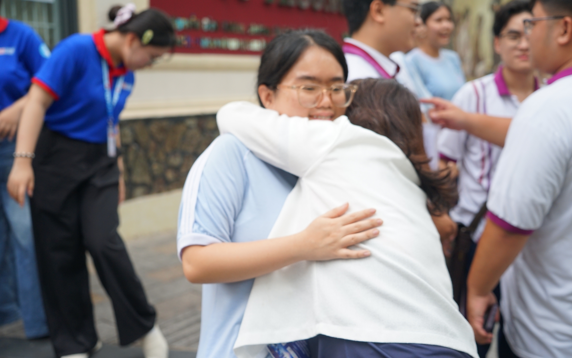 Mùa thi của con, nỗi lòng của cha mẹ