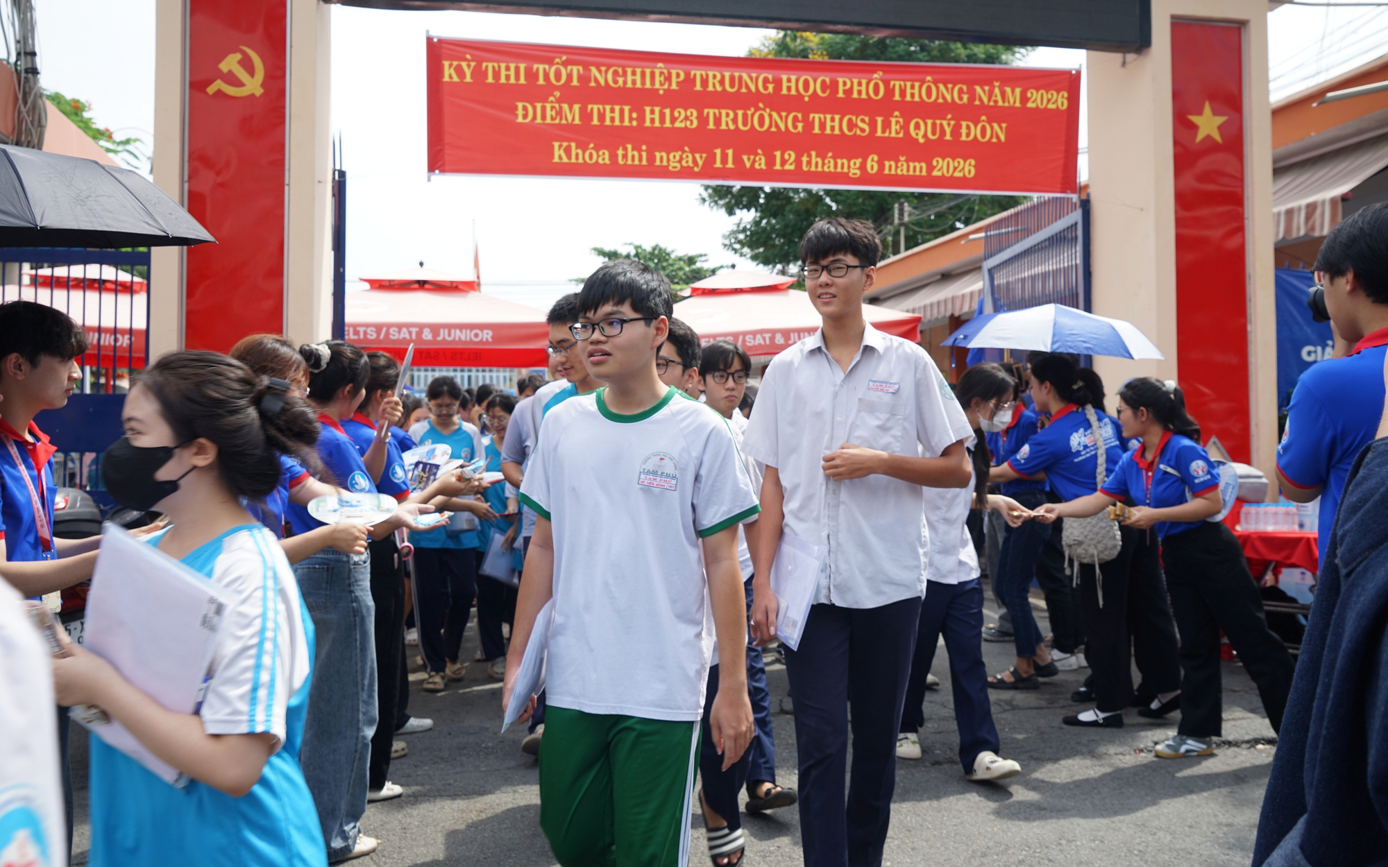 Đề thi môn Tiếng Anh tốt nghiệp THPT năm 2026 và gợi ý giải đề