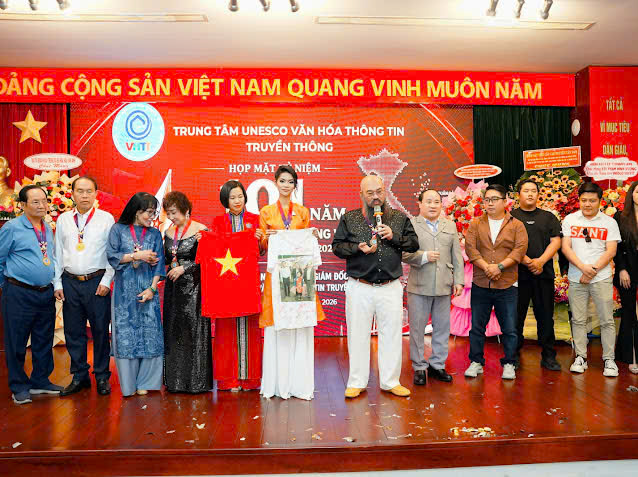 TS- Lương y Thuận Thiên tham gia Hội đồng Tư vấn Trung tâm UNESCO Văn hóa và Thông tin Truyền thông - Ảnh 1.