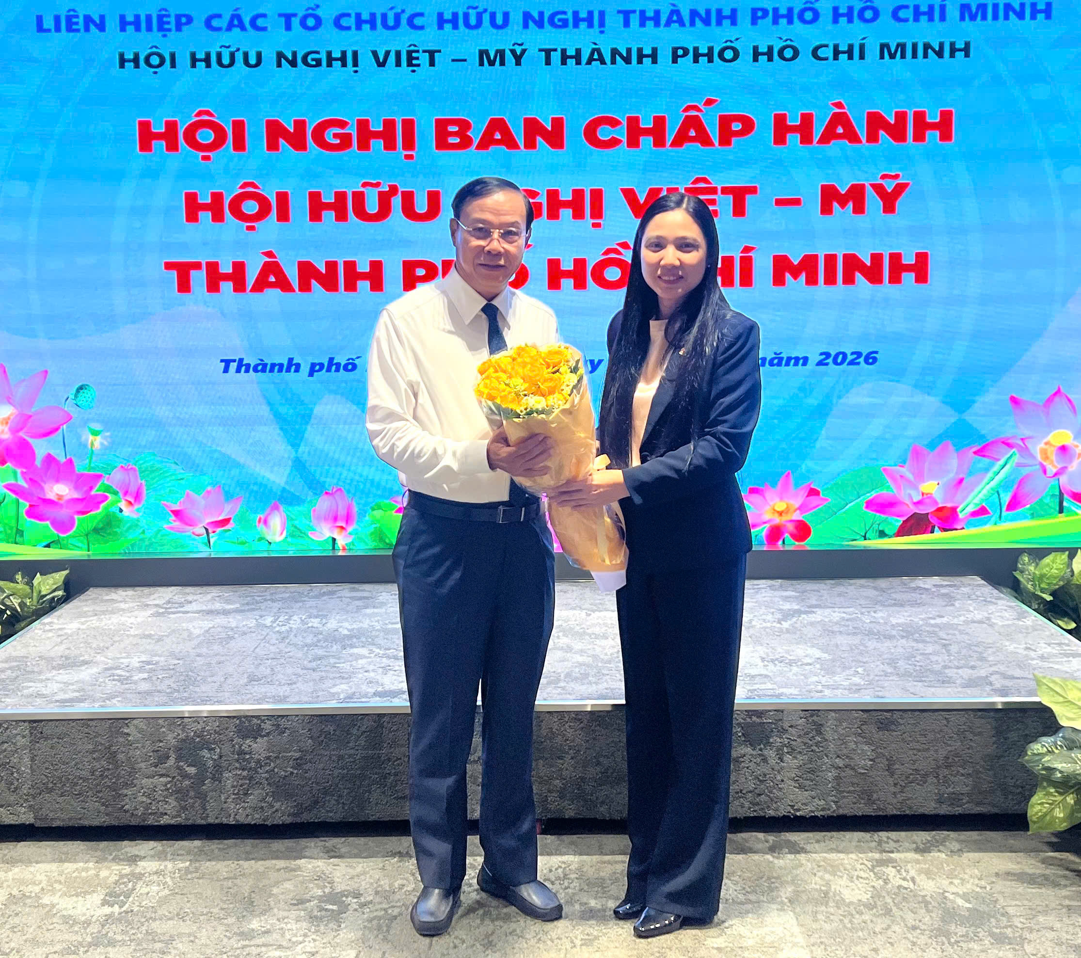 TPHCM kiện to&agrave;n l&atilde;nh đạo c&aacute;c hội hữu nghị - Ảnh 3.