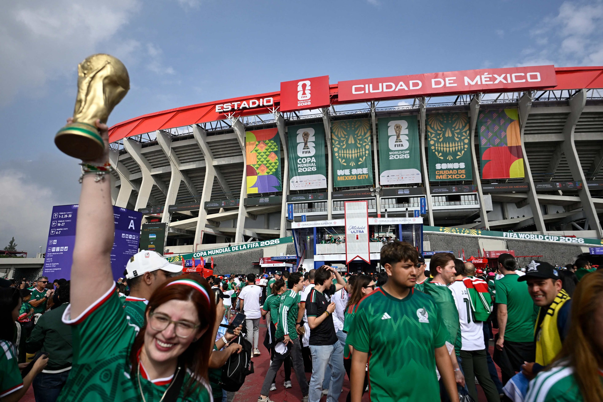 Chùm ảnh: Mexico và điểm nhấn lễ khai mạc World Cup 2026 - Ảnh 1.