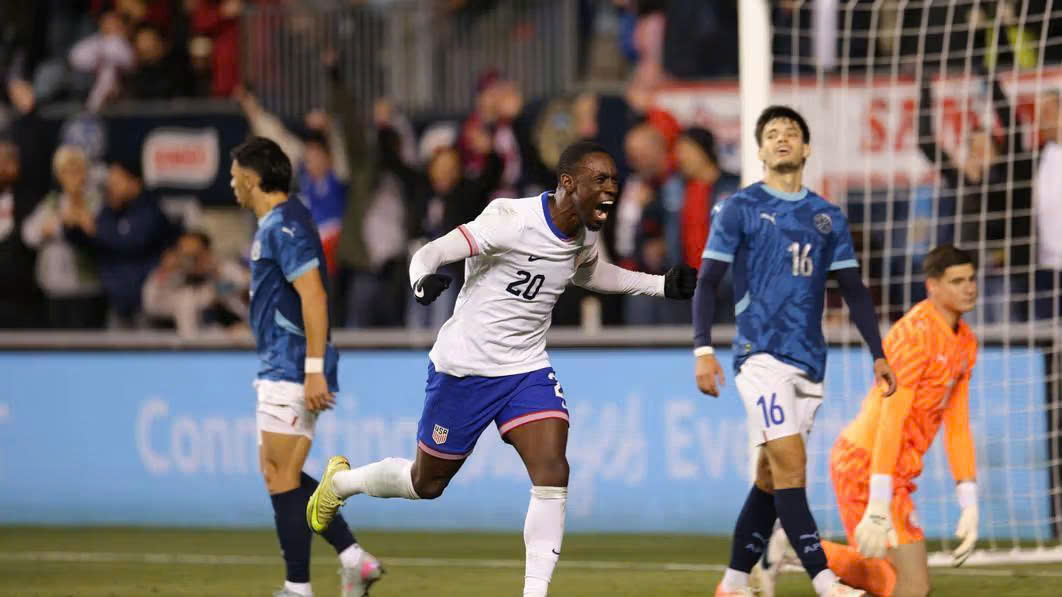Chủ nhà Mỹ, Canada quyết thắng ngày ra quân World Cup 2026 - Ảnh 2.