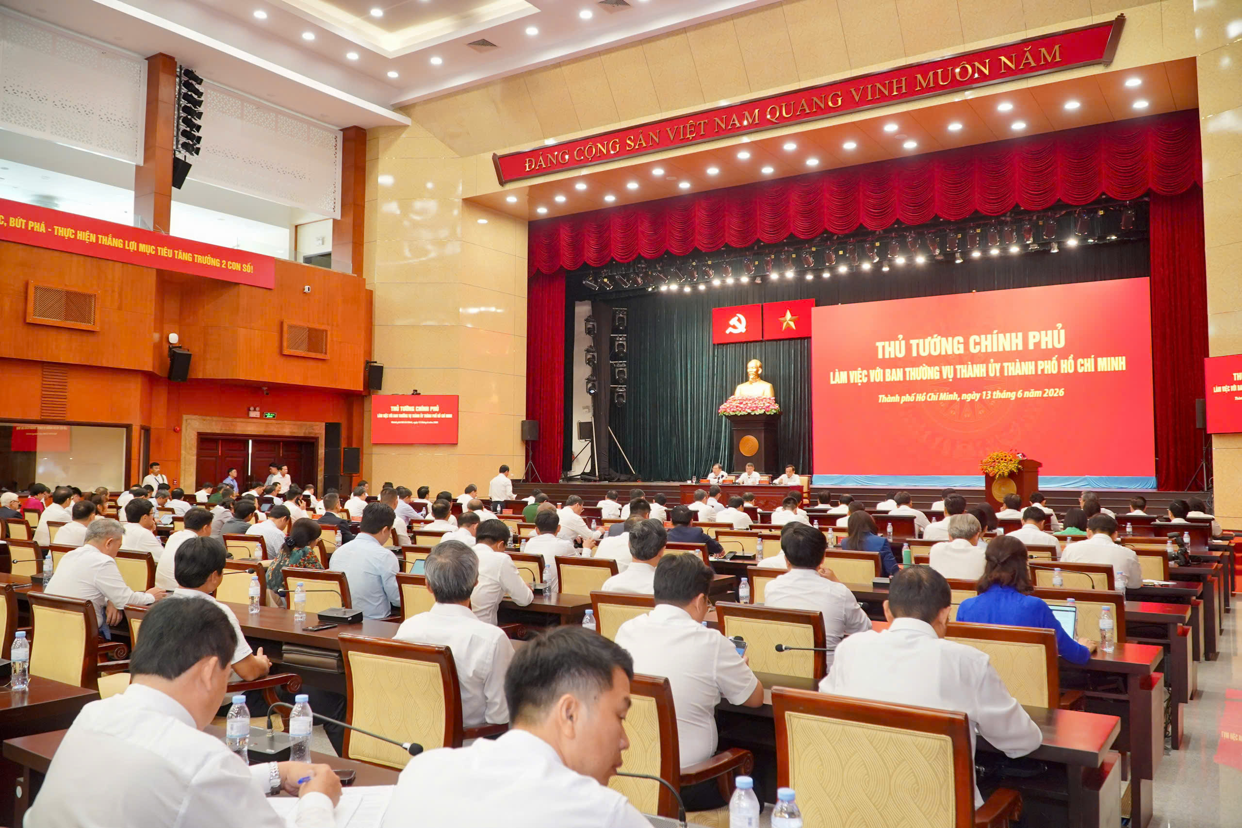 Thủ tướng Lê Minh Hưng: Trung ương sẽ đồng hành để TPHCM có Luật Đô thị đặc biệt thật sự mạnh - Ảnh 6.
